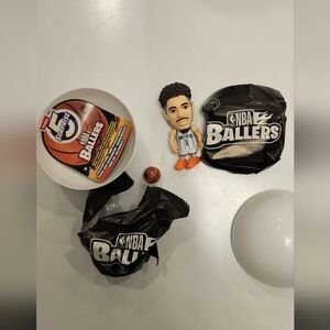 Opened ZURU NBA BALLERS LaMELO BALL Home jersey